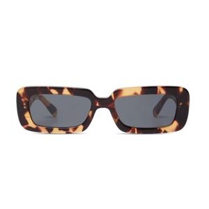 Elisa Johnson Gigi in Dark Brown Tortoise